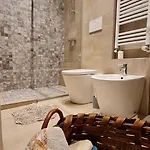 Casa Stella Centro Foce 200 Mt Dalla Passeggiata Imperatrice * San Remo