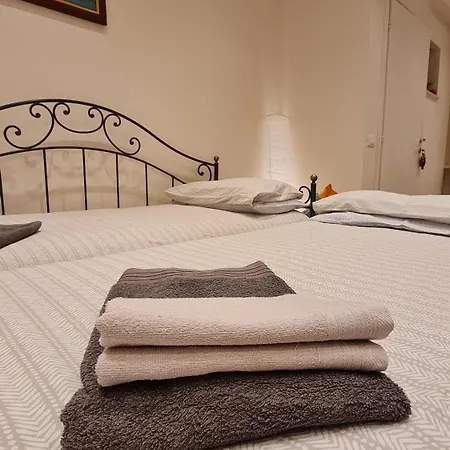 Casa Stella Centro Foce 200 Mt Dalla Passeggiata Imperatrice アパート
