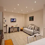 Casa Stella Centro Foce 200 Mt Dalla Passeggiata Imperatrice アパート *