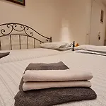 Casa Stella Centro Foce 200 Mt Dalla Passeggiata Imperatrice Apartman