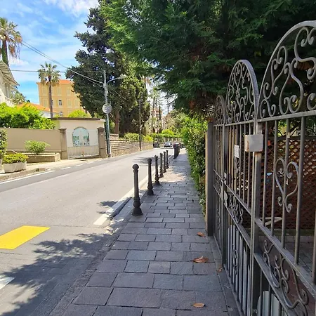 Апартаменты Casa Stella Centro Foce 200 Mt Dalla Passeggiata Imperatrice